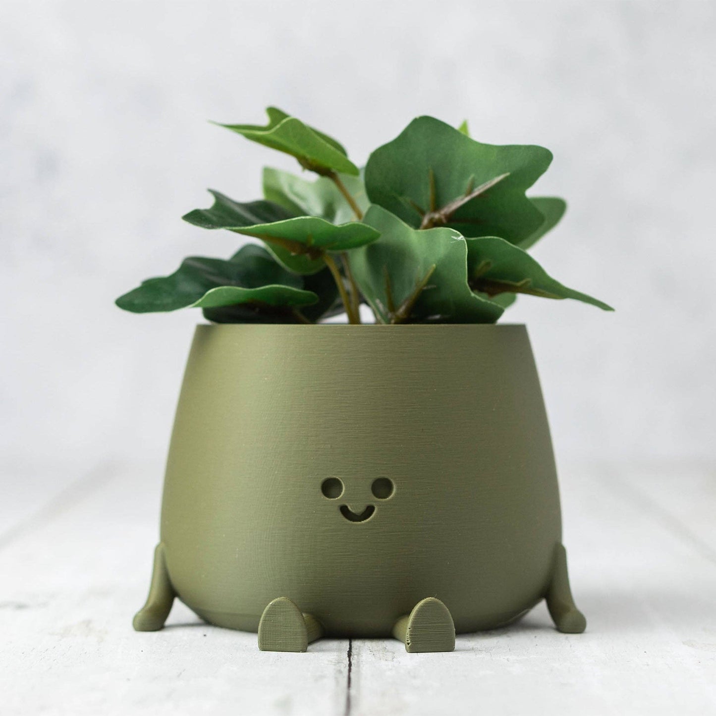 Happy Pot Planter Matte Green